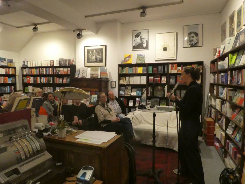 Frau Prof. Monika Rinck beim 